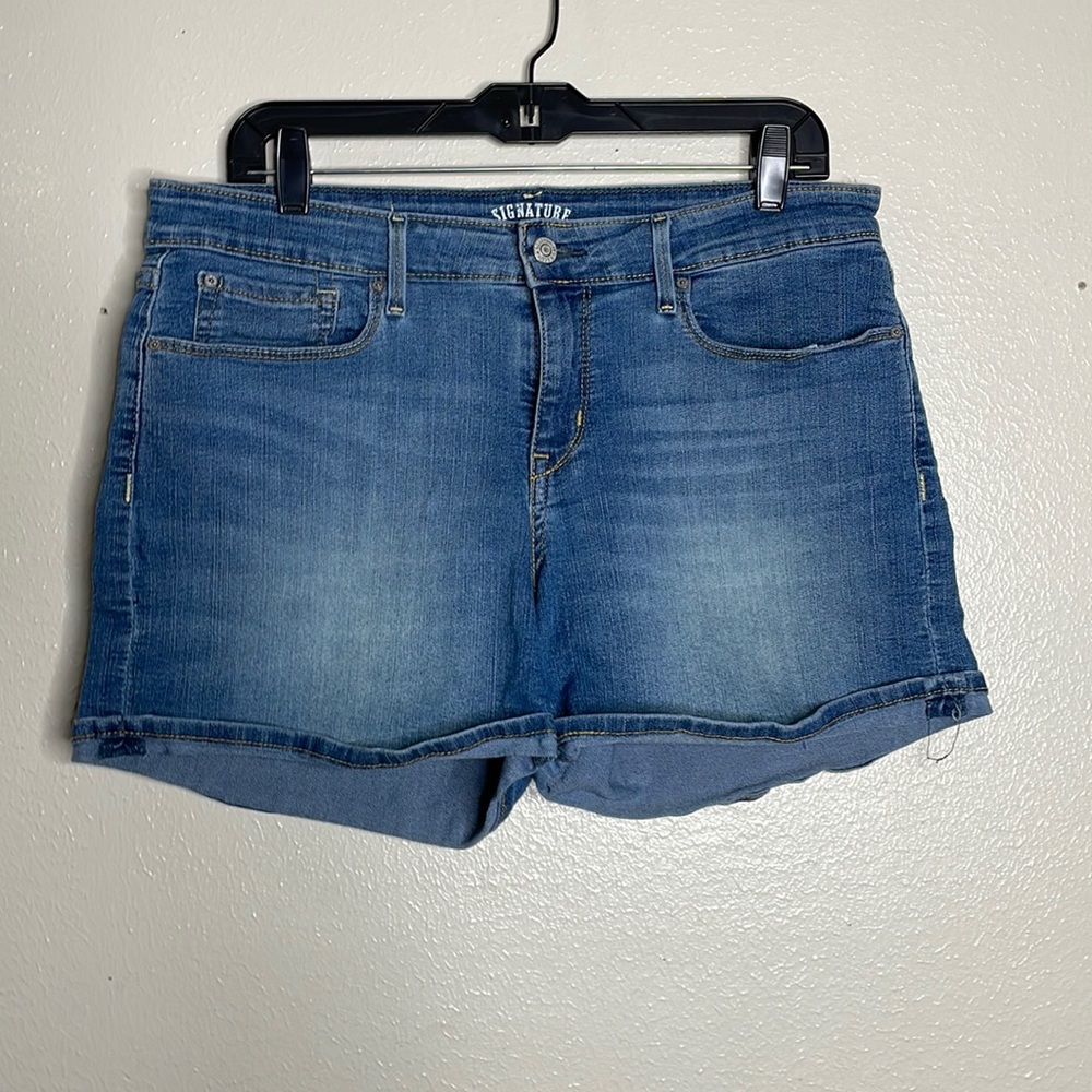 SIGNATURE BY LEVI STRAUSS WOMEN'S SHORTS